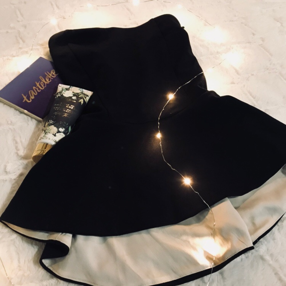 🖤 Strapless Ann Taylor black top 🖤